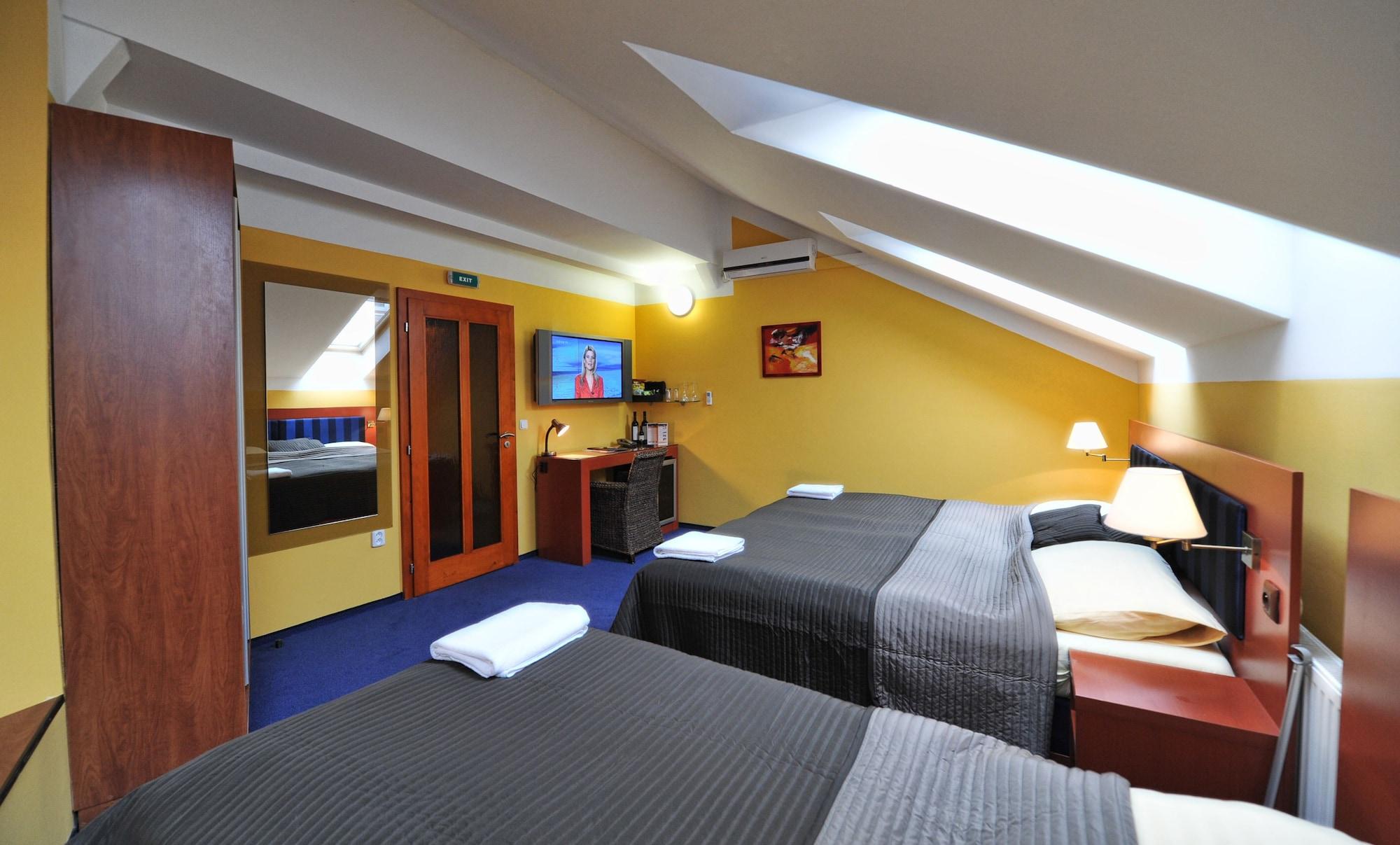 Arte Hotel 4*